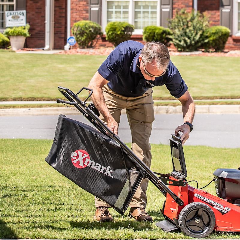 Exmark Commercial 21 X-Series Self Propelled 21" Mower with Honda GXV Engine Exmark Commercial 21 X-Series Self Propelled 21" Mower with Honda GXV Engine